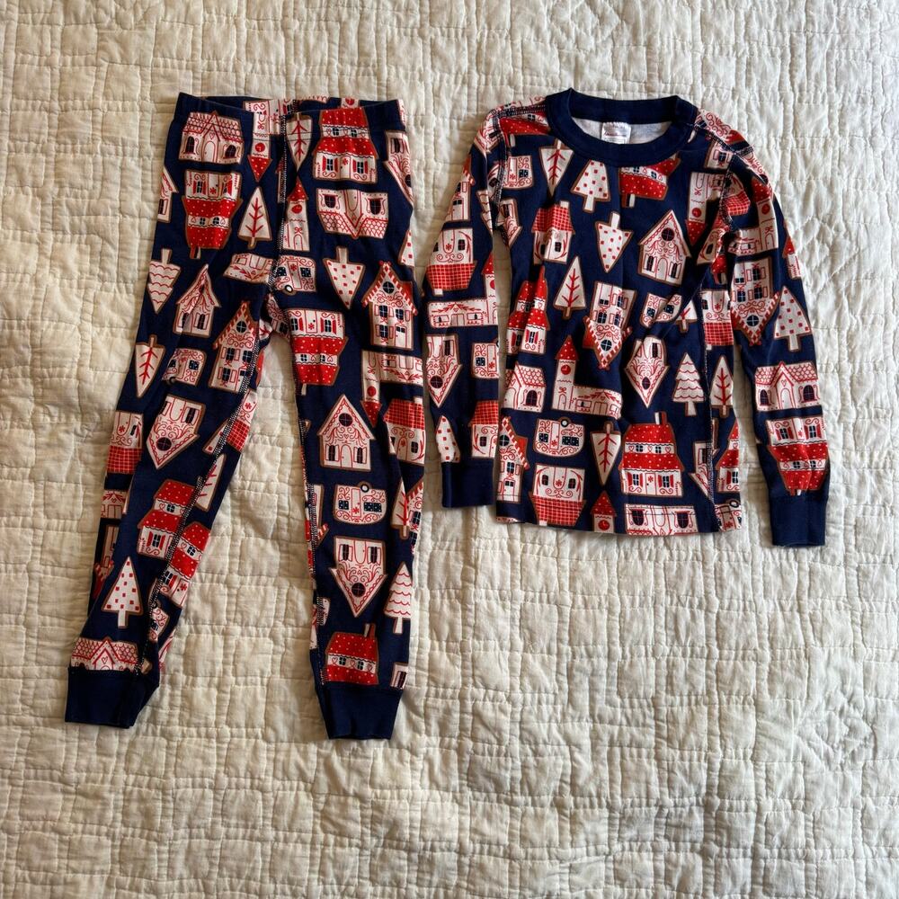 Hanna Andersson Organic Cotton Gingerbread House Print Pajama Set — Size 5